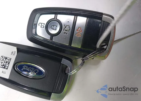 2018 Ford Fusion Se z USA, uszkodzony, nr VIN 3FA6P0HD0JR233204